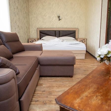 Akhalkalaki Fish Hotel מראה חיצוני תמונה