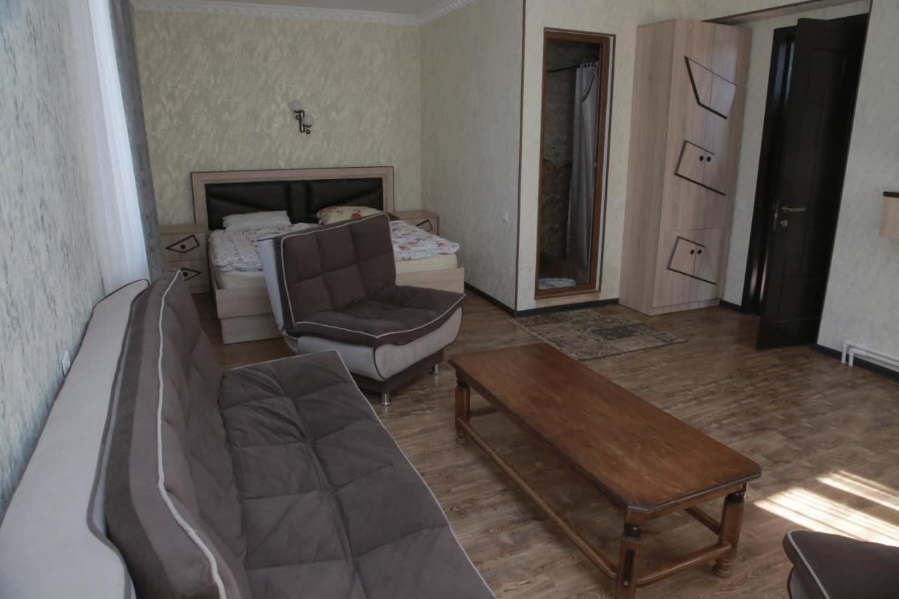 Akhalkalaki Fish Hotel מראה חיצוני תמונה