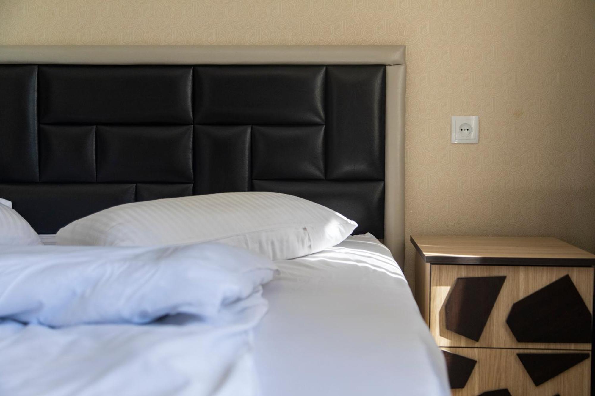 Akhalkalaki Fish Hotel מראה חיצוני תמונה