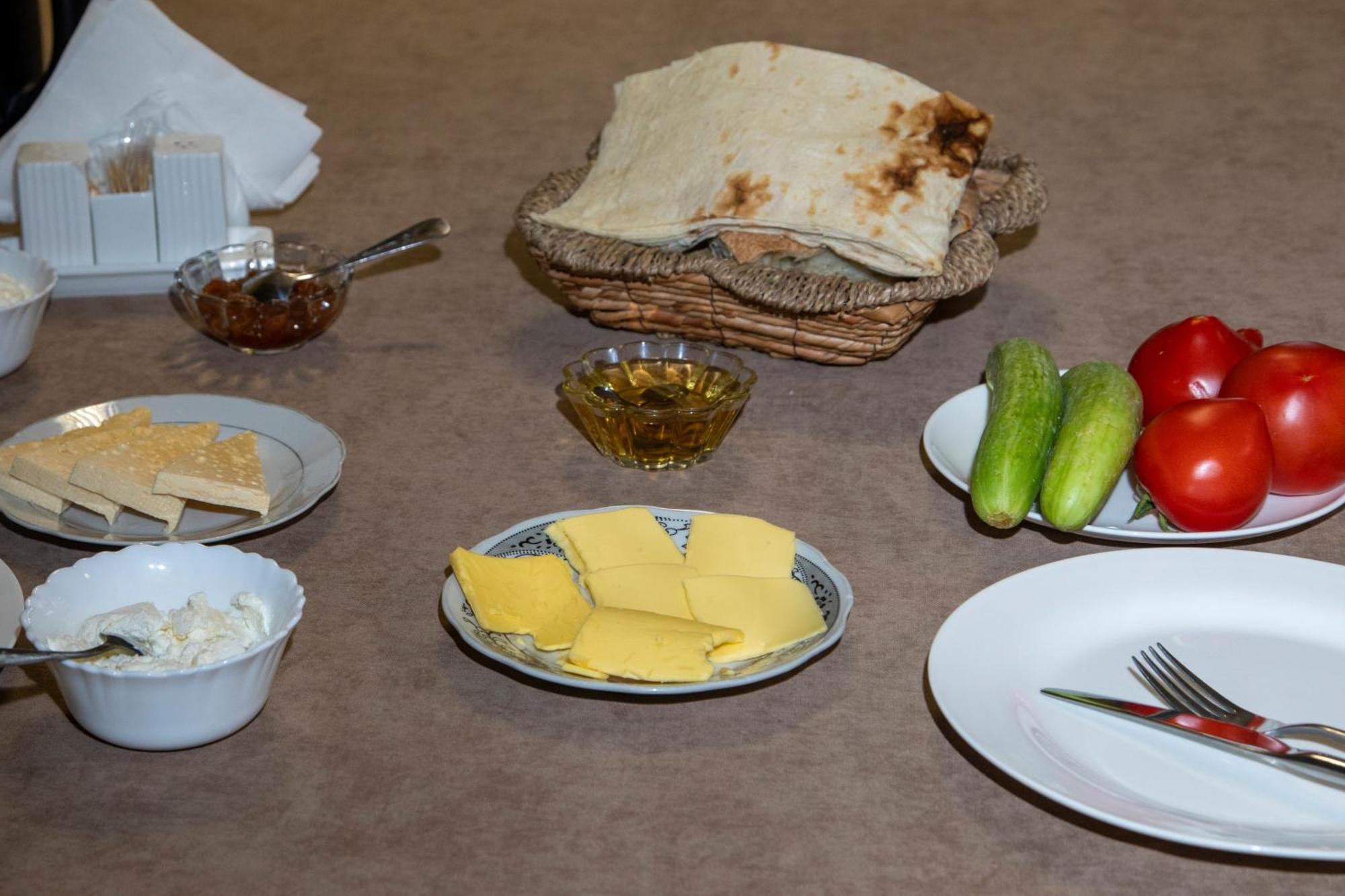 Akhalkalaki Fish Hotel מראה חיצוני תמונה