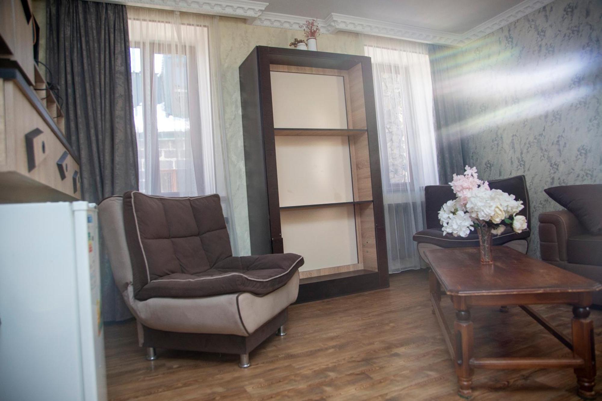Akhalkalaki Fish Hotel מראה חיצוני תמונה